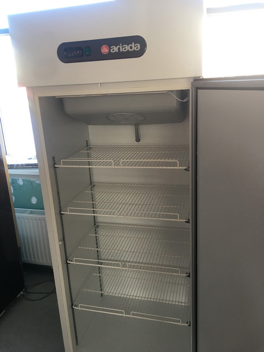 Шкаф холодильный Aria a1400мs