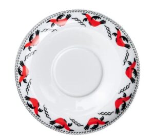 Блюдце Башкирский фарфор Мезень Принц Гуси D 145 мм, H 18 мм белое, красное артикул ИБЛ 03.145.Д1302:02