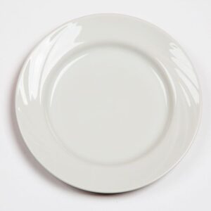 Тарелка фарфор мелкая Дулево Белье Голубка 0С0586 d=175мм артикул 0С0586