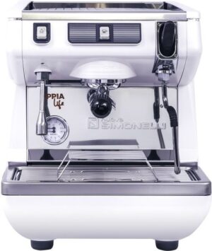 Кофемашина рожковая полуавтоматическая Nuova Simonelli Appia Life 1Gr S 220V white