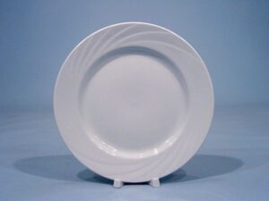 Тарелка фарфор мелкая Дулево Белье Голубка 0С0582 d=200мм артикул 0С0582