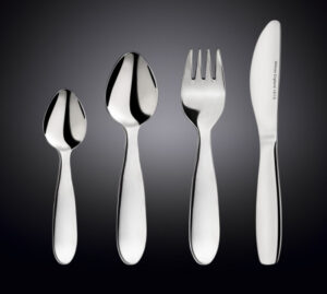 Набор столовых приборов детских Wilmax Kids 4 предмета артикул 999901