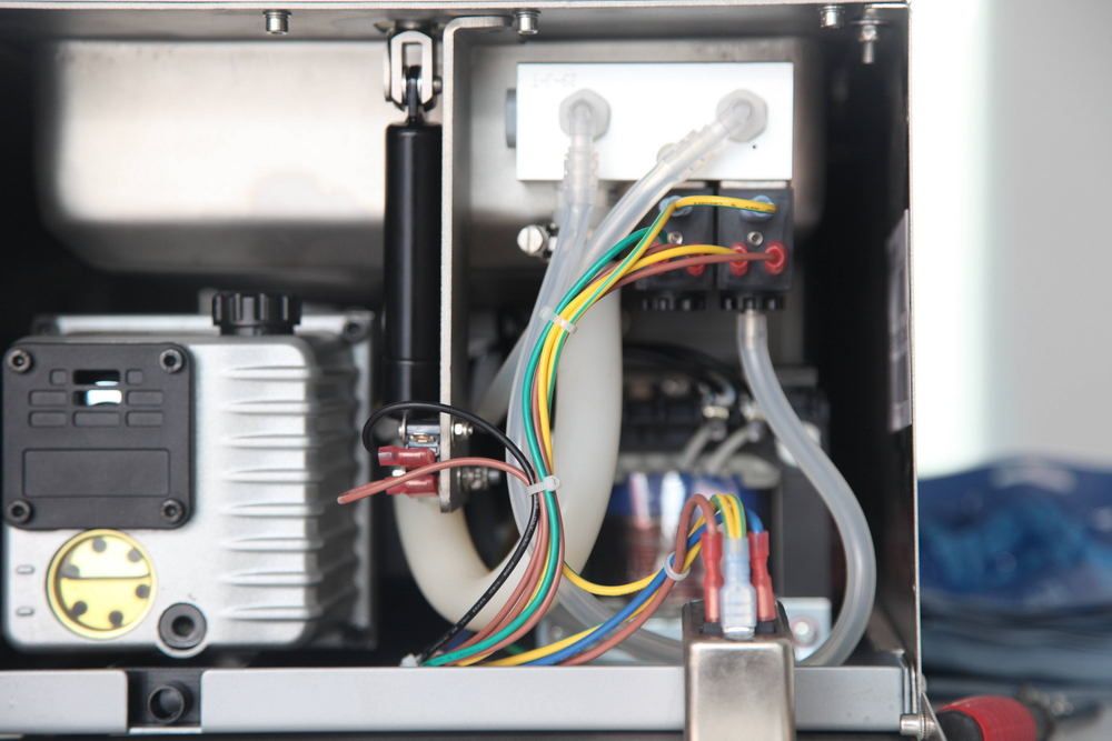 Упаковщик однокамерный Hualian Machinery HVC-210T/1D (нерж.)