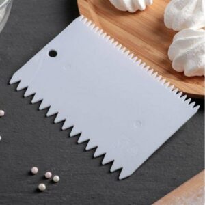 Скребок кондитерский P.L. Proff Cuisine L 110 мм, B 72 мм артикул 94001043