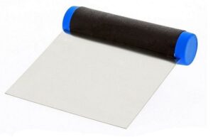 Скребок кондитерский De Buyer L 120 мм, B 115 мм, H 24 мм артикул 3302.11