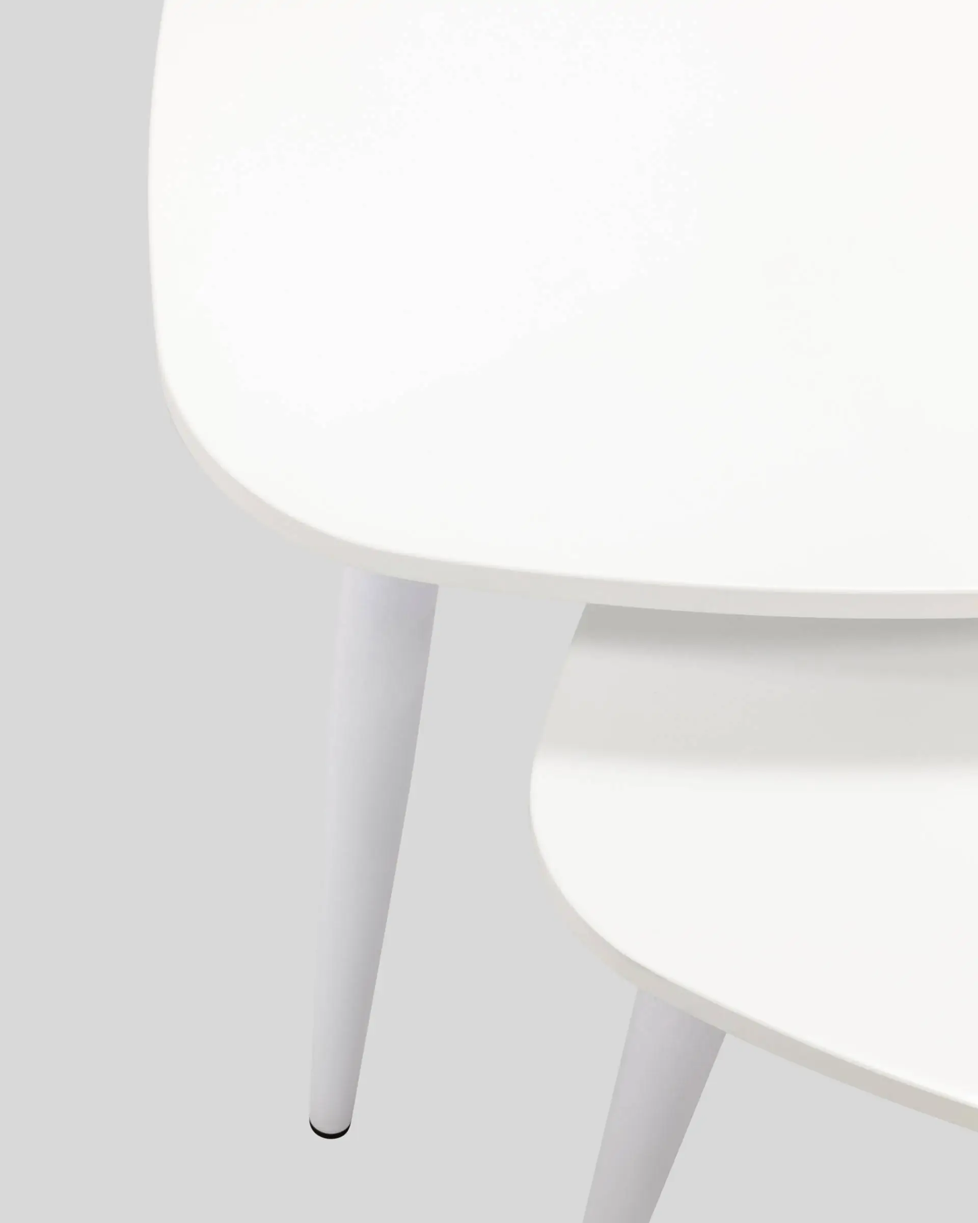 Набор журнальных столиков белых Агата 80 и 60 см